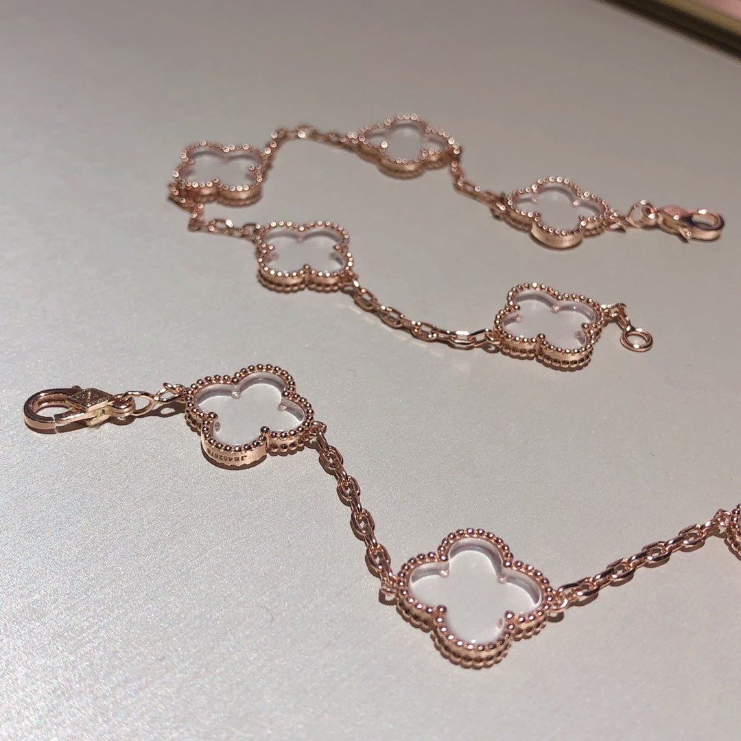 [AuraEcho]CLOVER 5 MOTIF ROCK CRYSTAL BRACELET