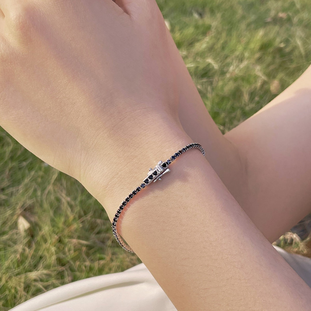 [AuraEcho]Radiant Colorful Round Cut Party Bracelet