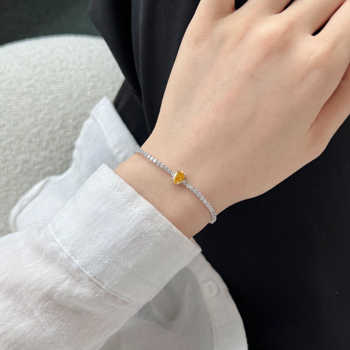 [AuraEcho]0.75 Carat Exquisite Oval Cut Daily Bracelet