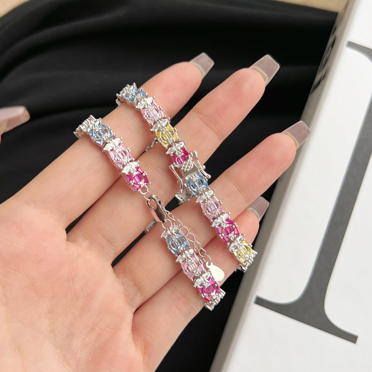 [AuraEcho]Delicate Colorful Multi Cut Party Bracelet