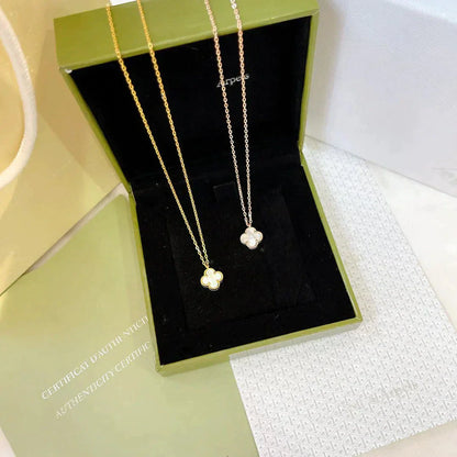 [AuraEcho]CLOVER MINI 9.5MM WHITE MOTHER-OF-PEARL NECKLACE