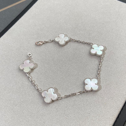 [AuraEcho]CLOVER WHITE PEARL MOP 5 MOTIF BRACELET COLLECTION