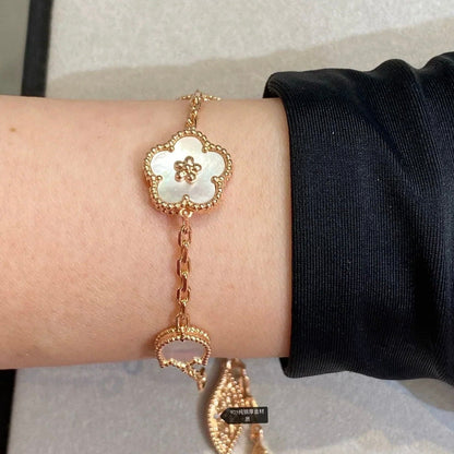 [AuraEcho]LUCKY SPRING 5 MOTIF BRACELET