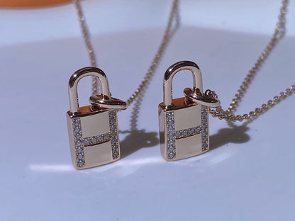 [AuraEcho]HM ADVANCED NICHE LOCK HEAD NECKLACE DIAMONDS